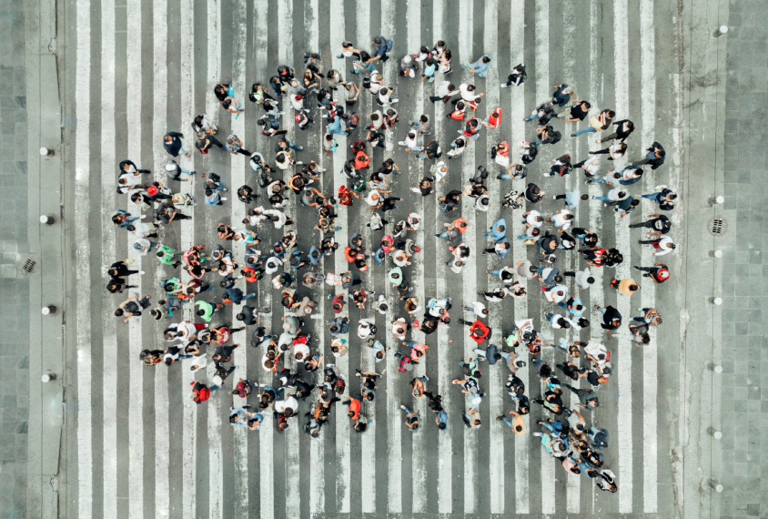 Crowd of peers form a thought bubble