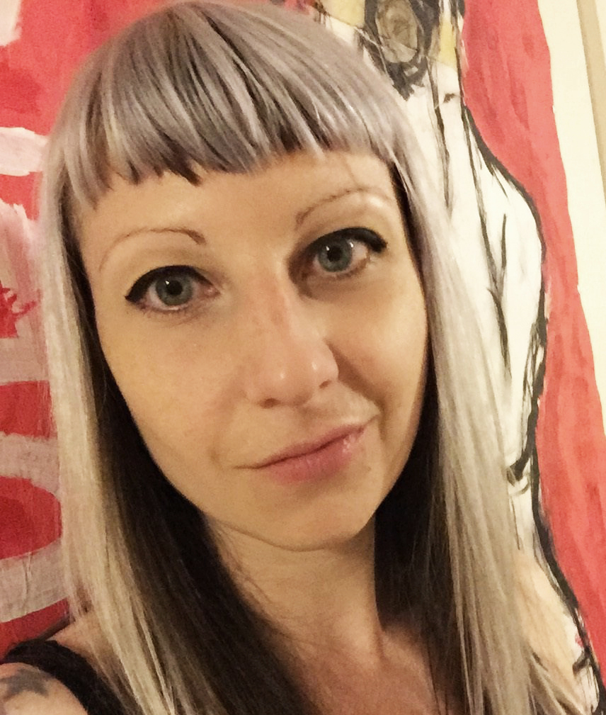 portrait of Brooke DeRosa