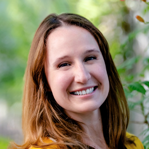 Headshot of Daisy Yuhas.