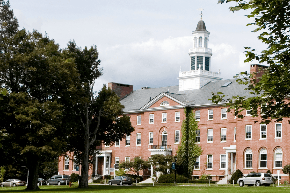 Building at Colby-Sawyer College.