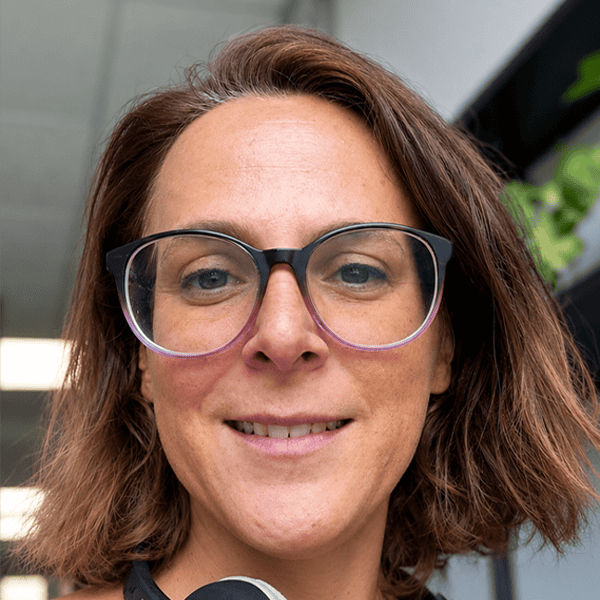 Laura Kaczer.