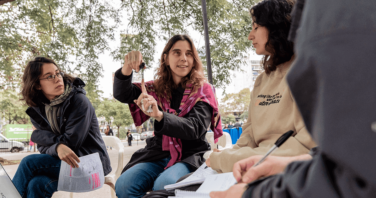 Crise de financiamento na Argentina desencadeia nova onda de protestos